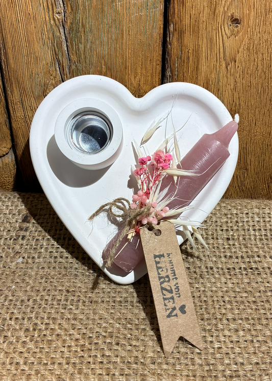 Herz-Kerzenhalter mit Trockenblumen & Kerze